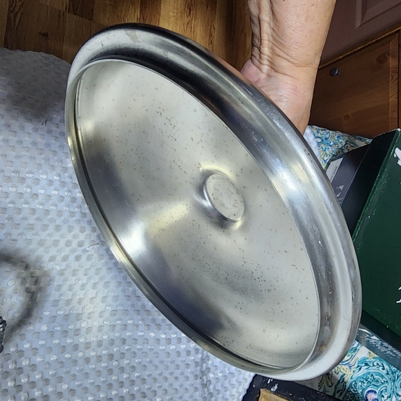 VINTAGE COLONIAL BOARDMAN PEWTER SERVER WITH PYREX 2 QT GLASS BOWL SET RARE - Picture 12 of 12